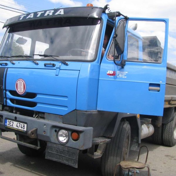 Tatra T815 ve velké velikosti