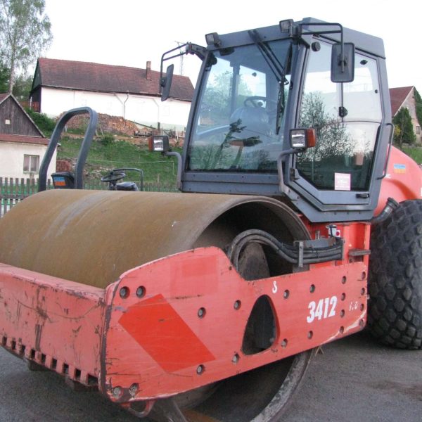 Valec HAMM 12 t2